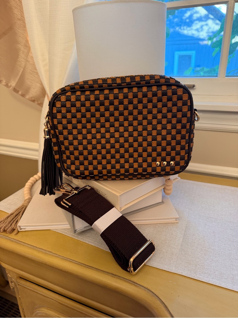 Pretty Simple WOVEN WILLOW CAMERA CROSSBODY BAG NWT